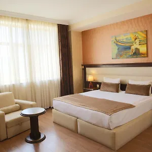 https://smith-hotel.aboutbakuhotels.com